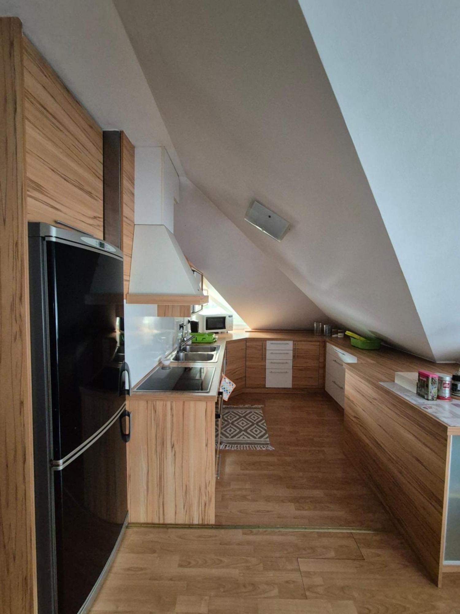 Apartmán Oddih V Mirnem In Zelenem Okolju Škofljica Exteriér fotografie