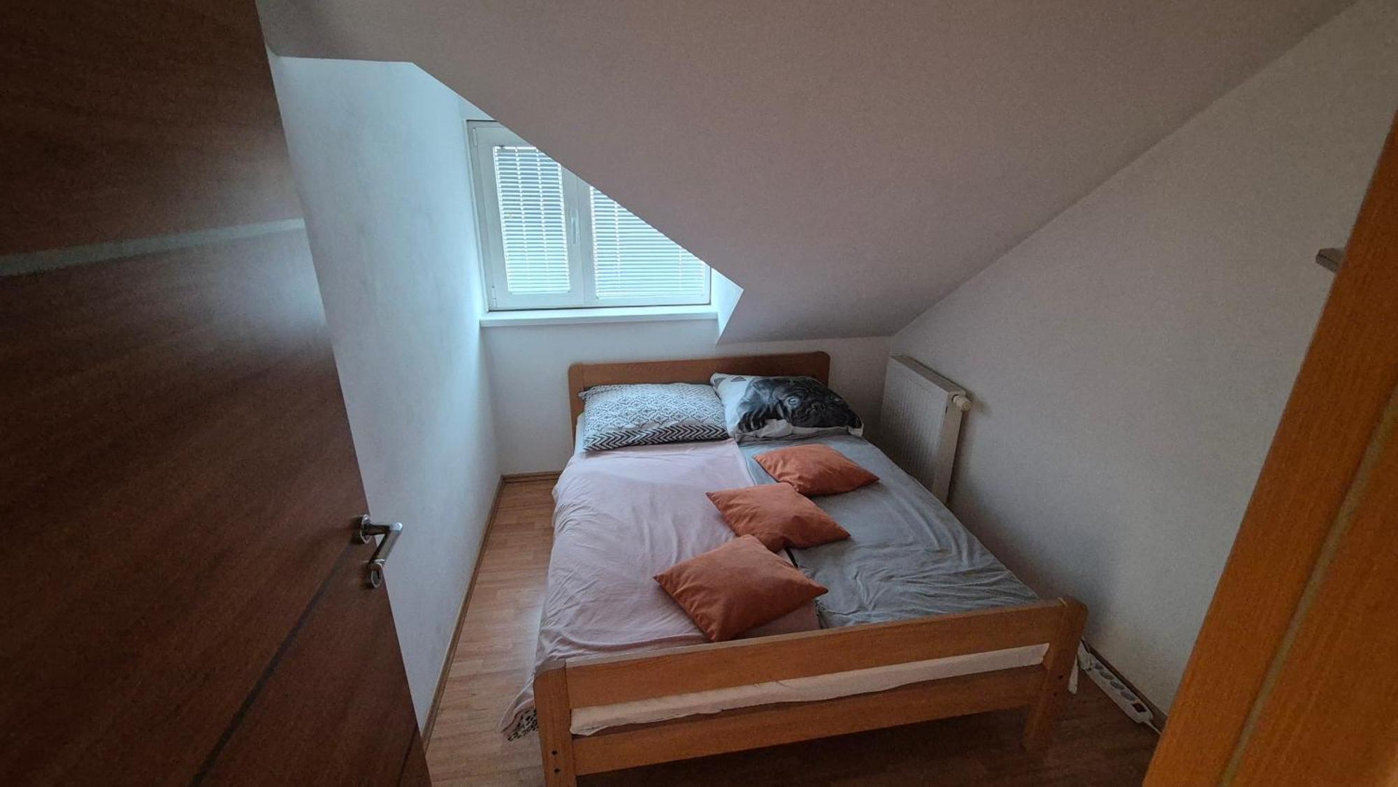 Apartmán Oddih V Mirnem In Zelenem Okolju Škofljica Exteriér fotografie